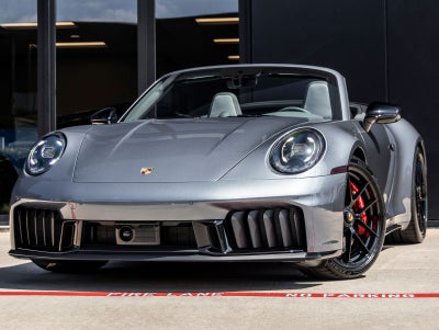 2026 Porsche 911 Carrera GTS Cabriolet