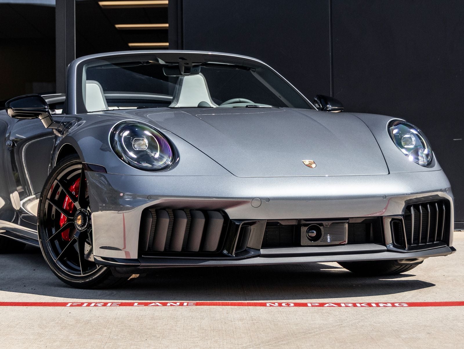 2026 Porsche 911 Carrera GTS Cabriolet