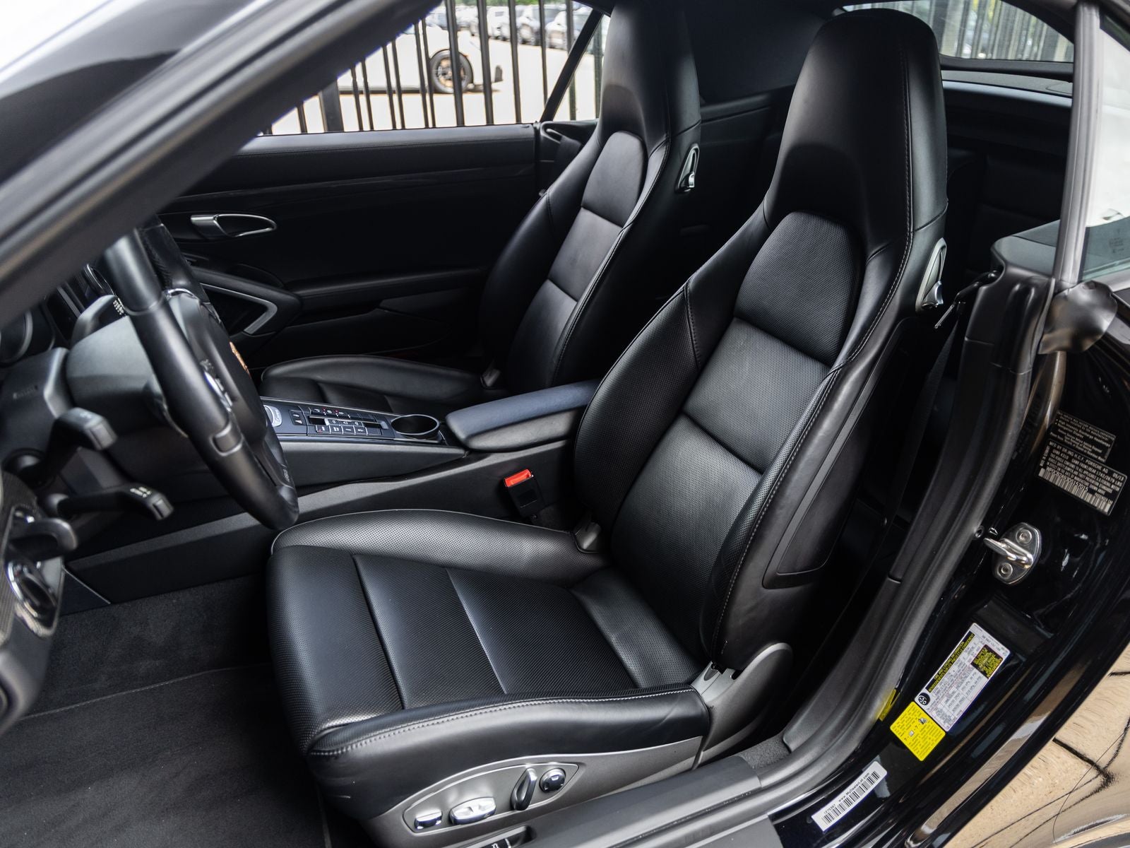2013 Porsche 911 Carrera 4S Cabriolet