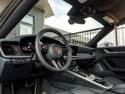 2026 Porsche 911 Carrera GTS Cabriolet