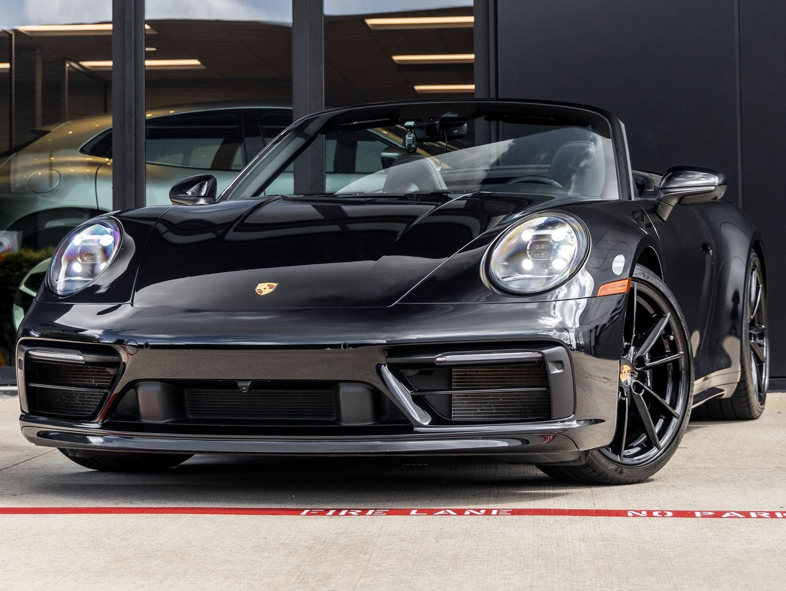 2020 Porsche 911 Carrera 4S Cabriolet