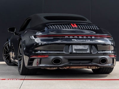2020 Porsche 911 Carrera 4S Cabriolet