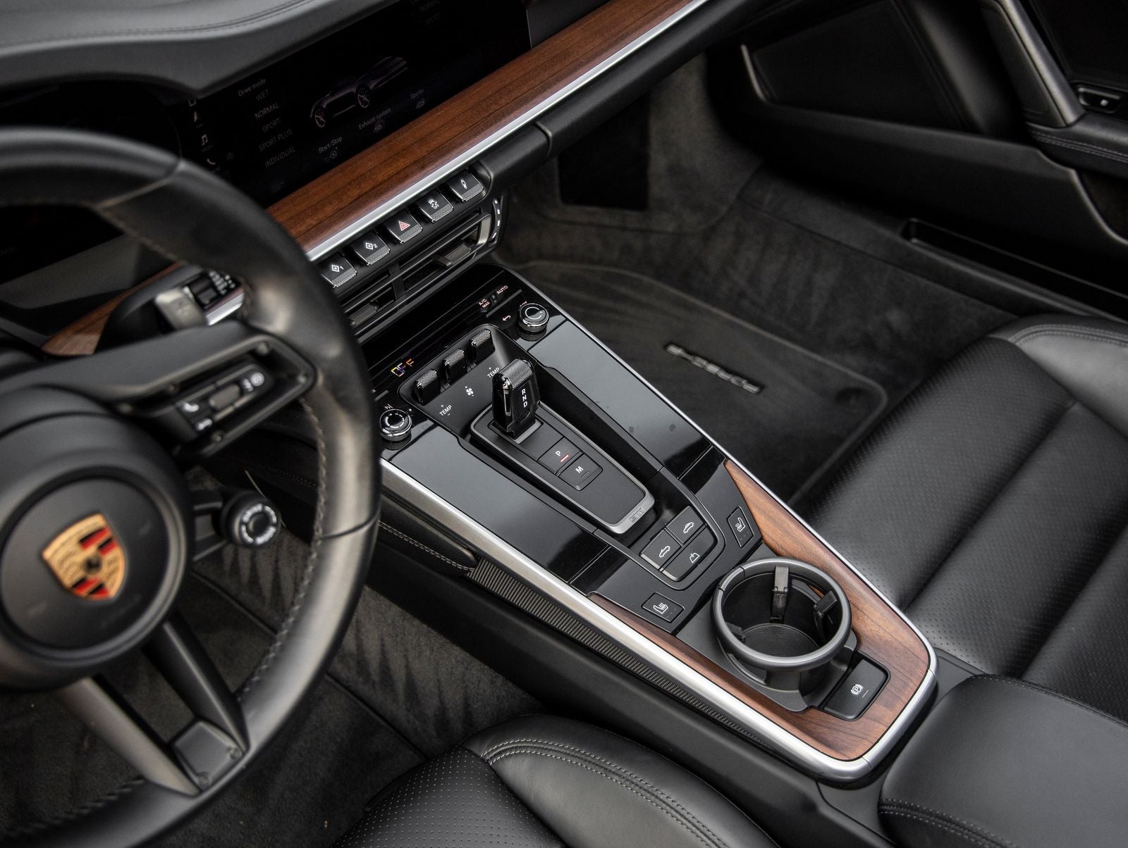 2020 Porsche 911 Carrera 4S Cabriolet