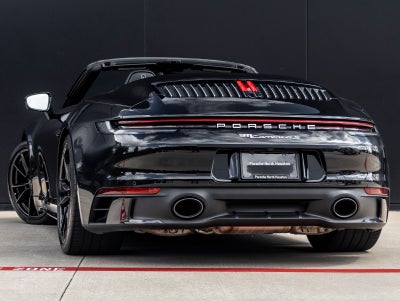 2020 Porsche 911 Carrera 4S Cabriolet