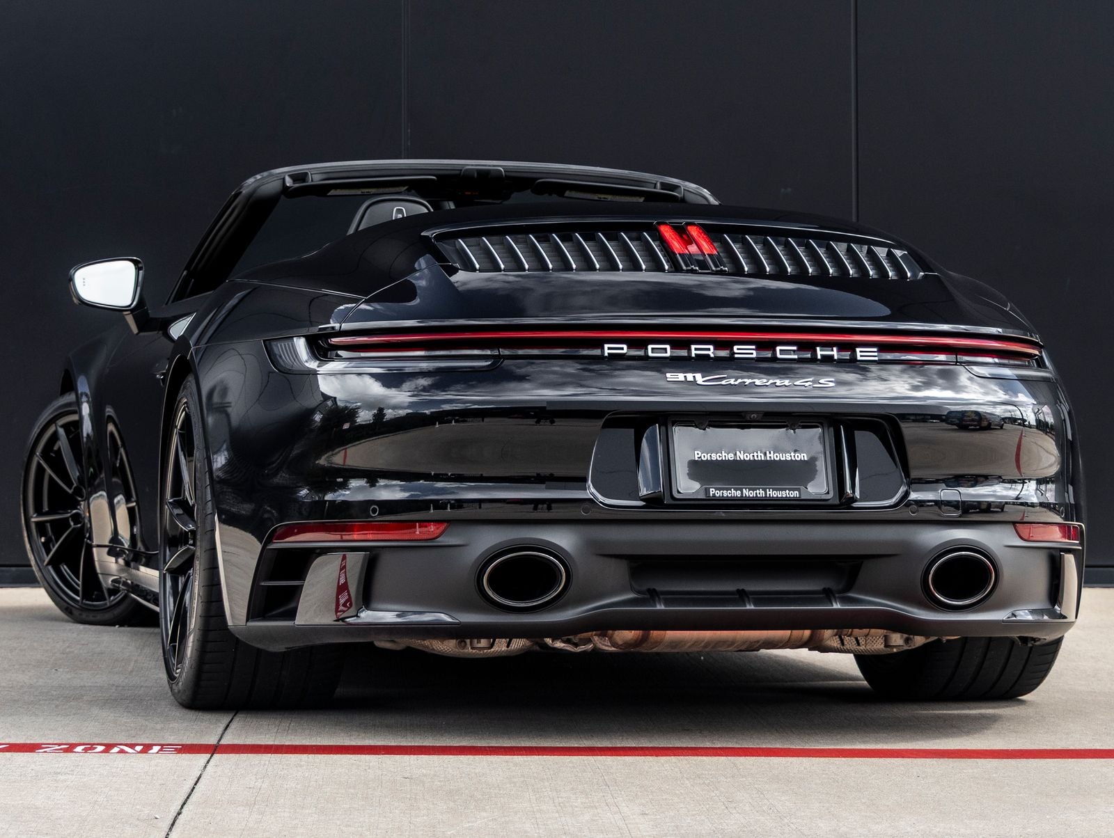 2020 Porsche 911 Carrera 4S Cabriolet