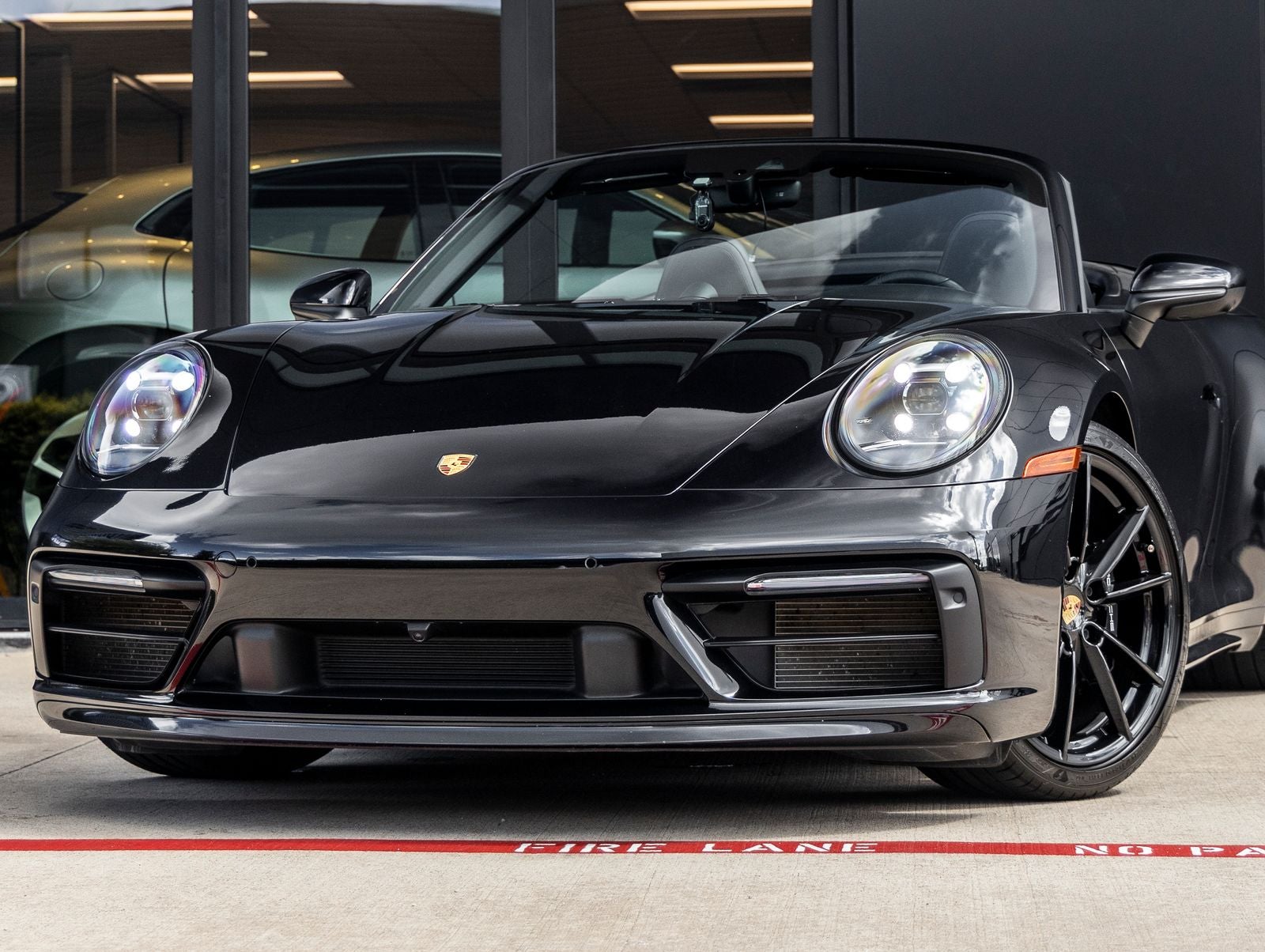 2020 Porsche 911 Carrera 4S Cabriolet