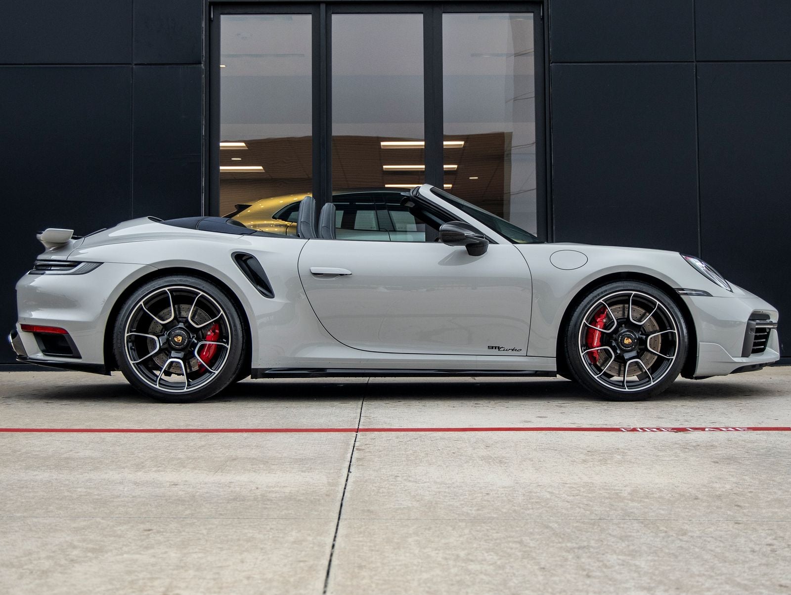 2021 Porsche 911 Turbo Cabriolet