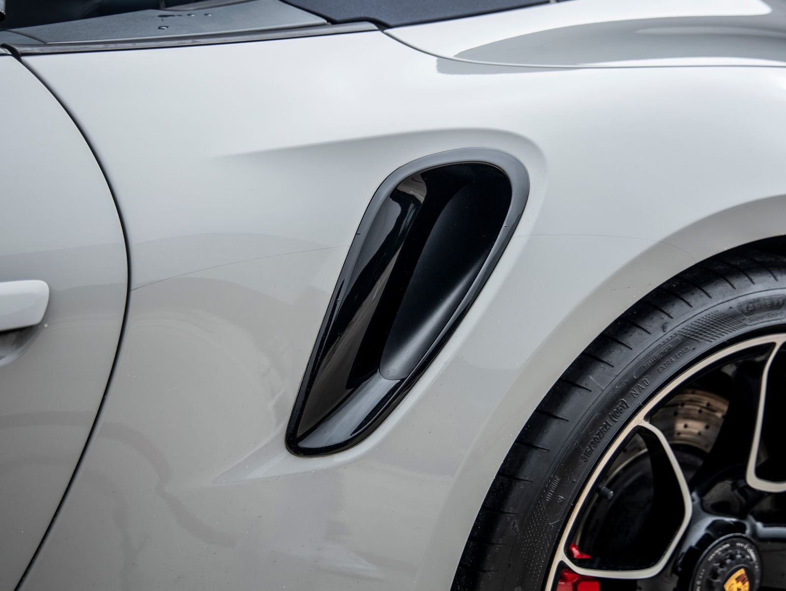 2021 Porsche 911 Turbo Cabriolet