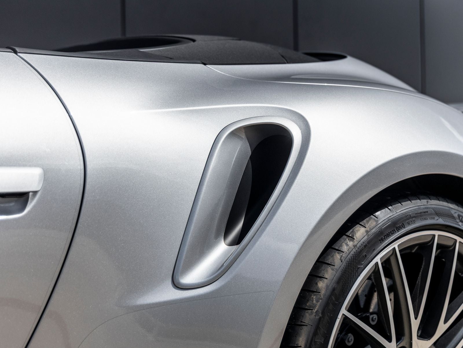 2024 Porsche 911 911 Turbo S Cabriolet (MY24)