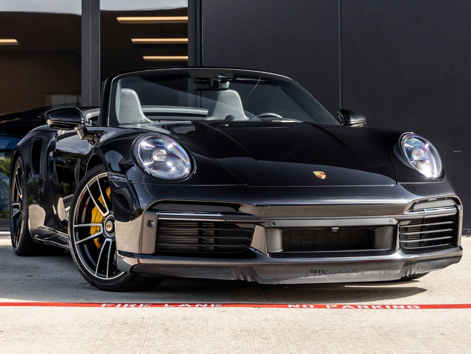 2023 Porsche 911 Turbo S Cabriolet