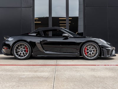 2025 Porsche 718 Spyder RS
