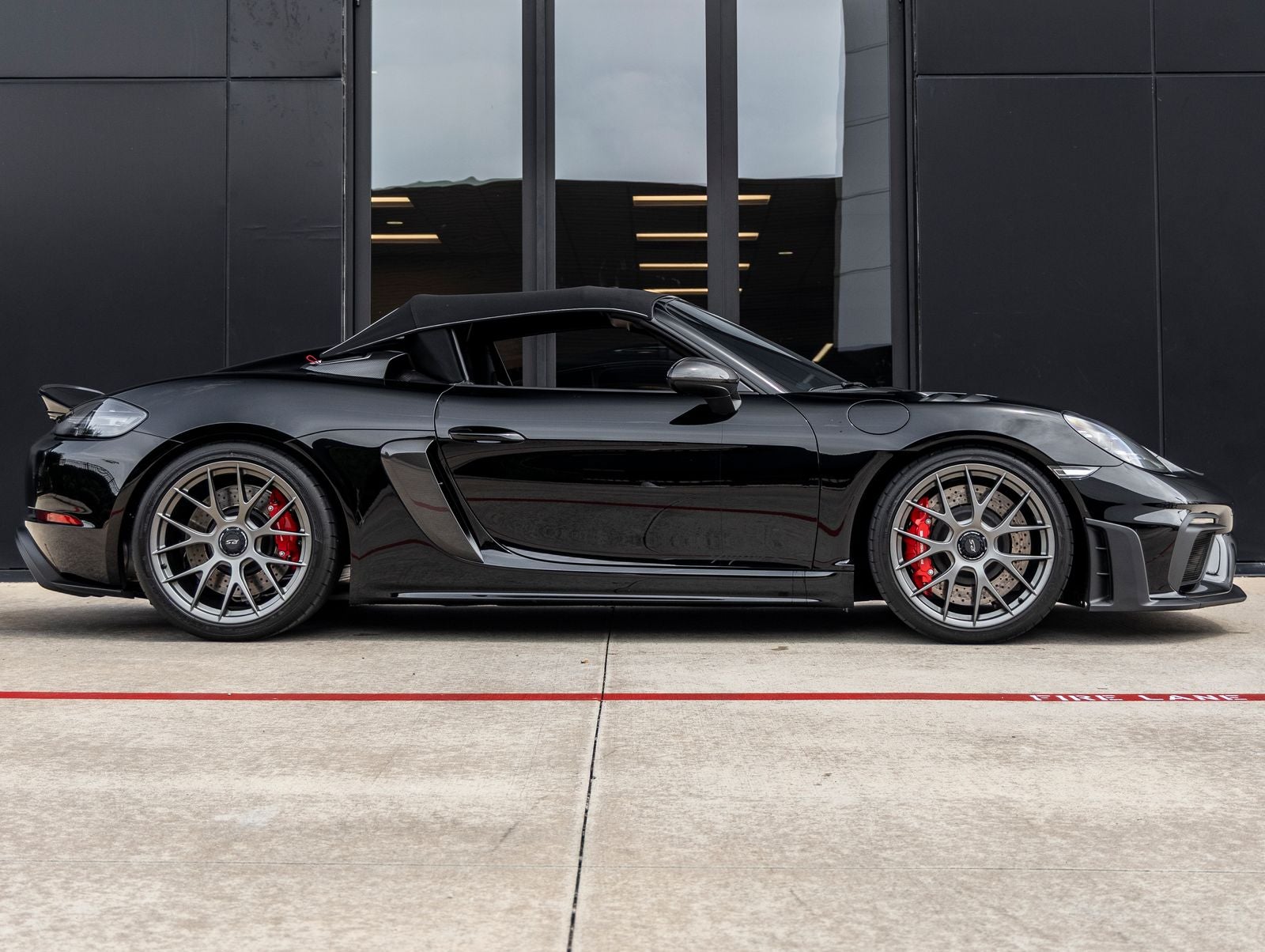 2025 Porsche 718 Spyder RS