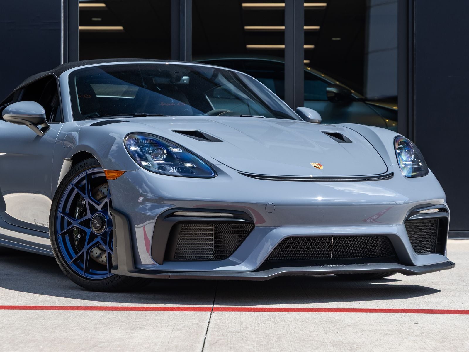 2025 Porsche 718 Spyder RS