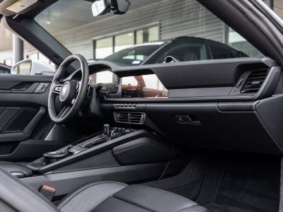 2026 Porsche 911 Carrera 4S Cabriolet