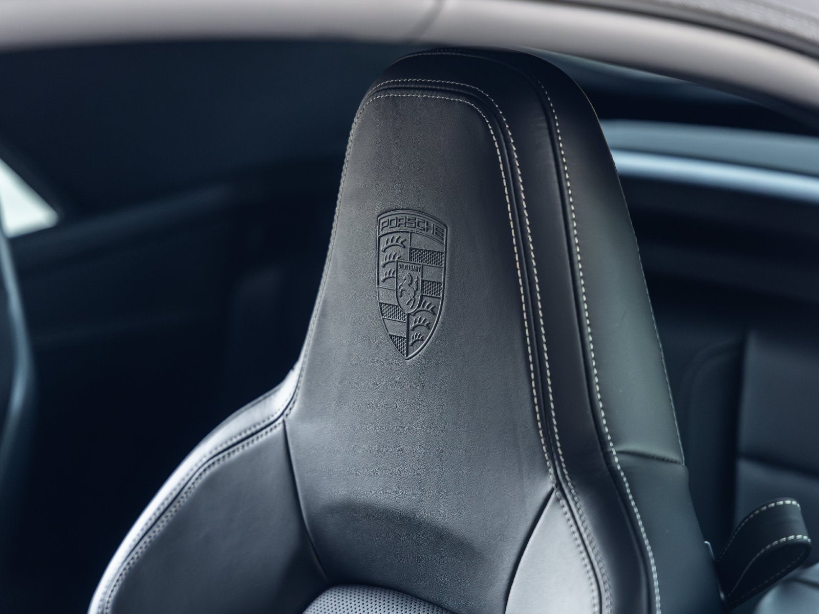 2026 Porsche 911 Carrera 4S Cabriolet