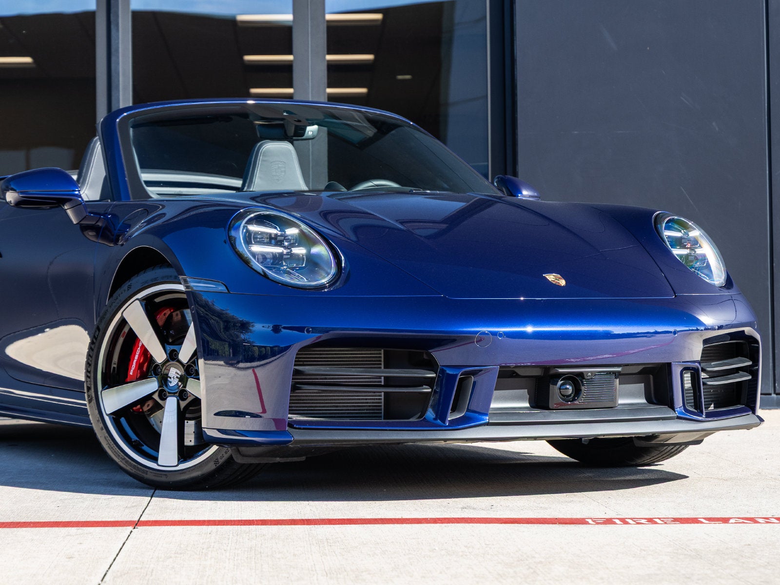 2026 Porsche 911 Carrera 4S Cabriolet