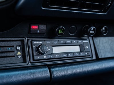 1988 Porsche 911 Carrera Cabriolet