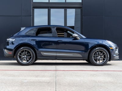 2023 Porsche Macan T