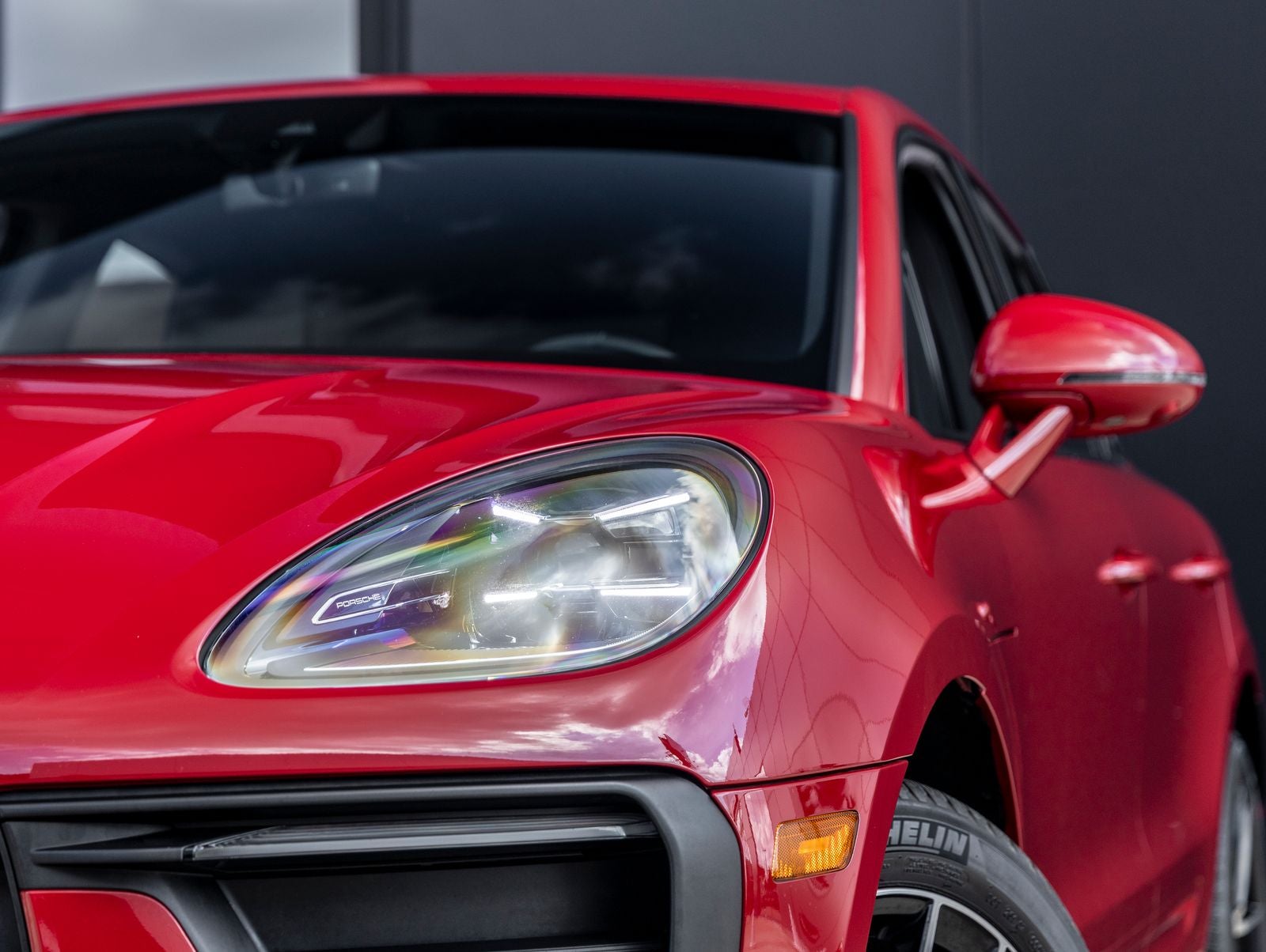 2024 Porsche Macan AWD