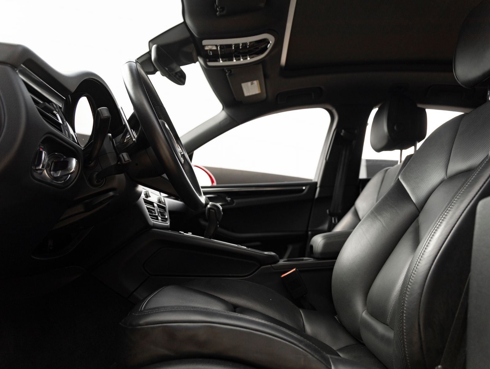 2024 Porsche Macan AWD