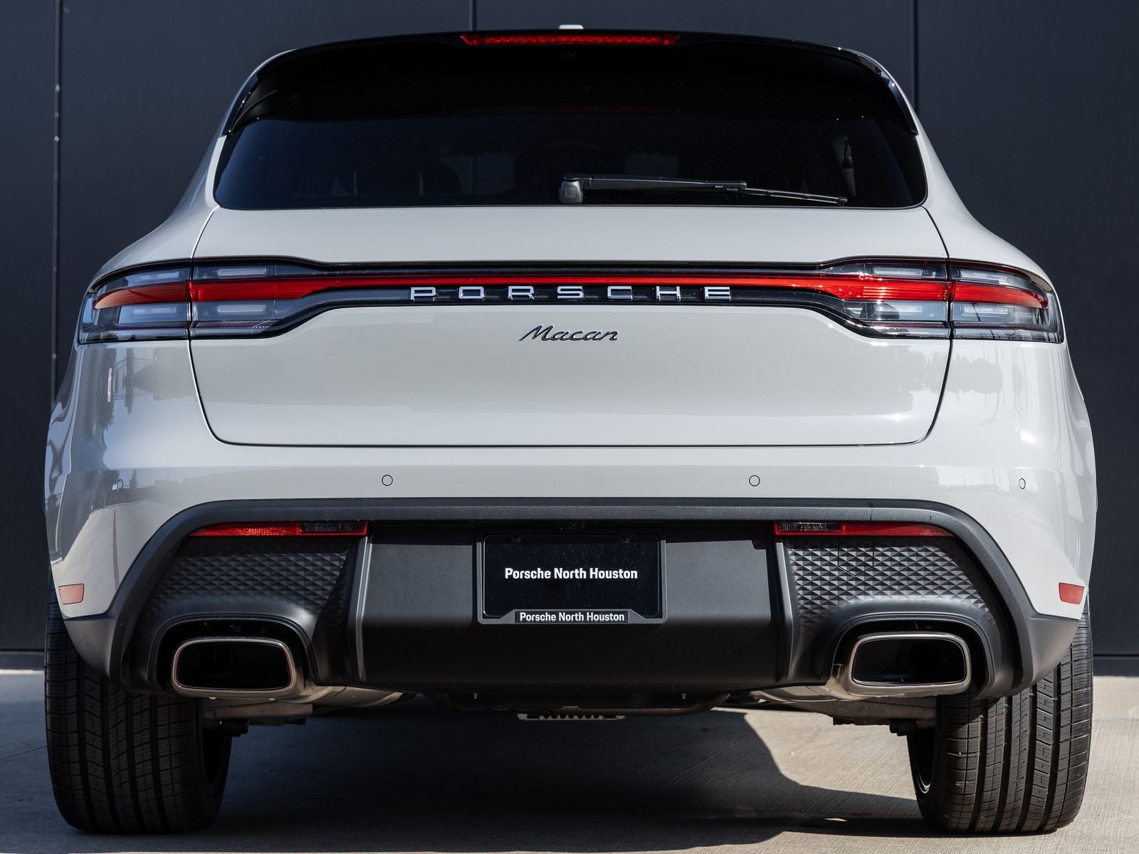 2026 Porsche Macan AWD