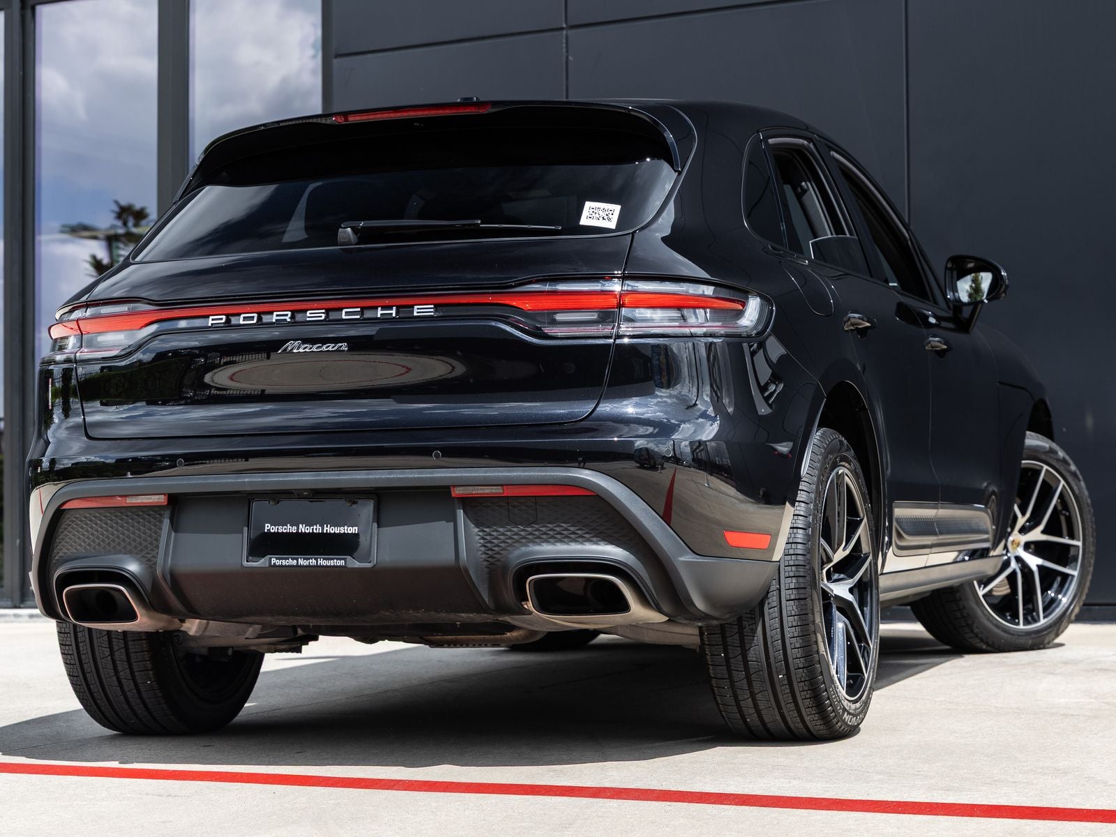 2026 Porsche Macan Macan