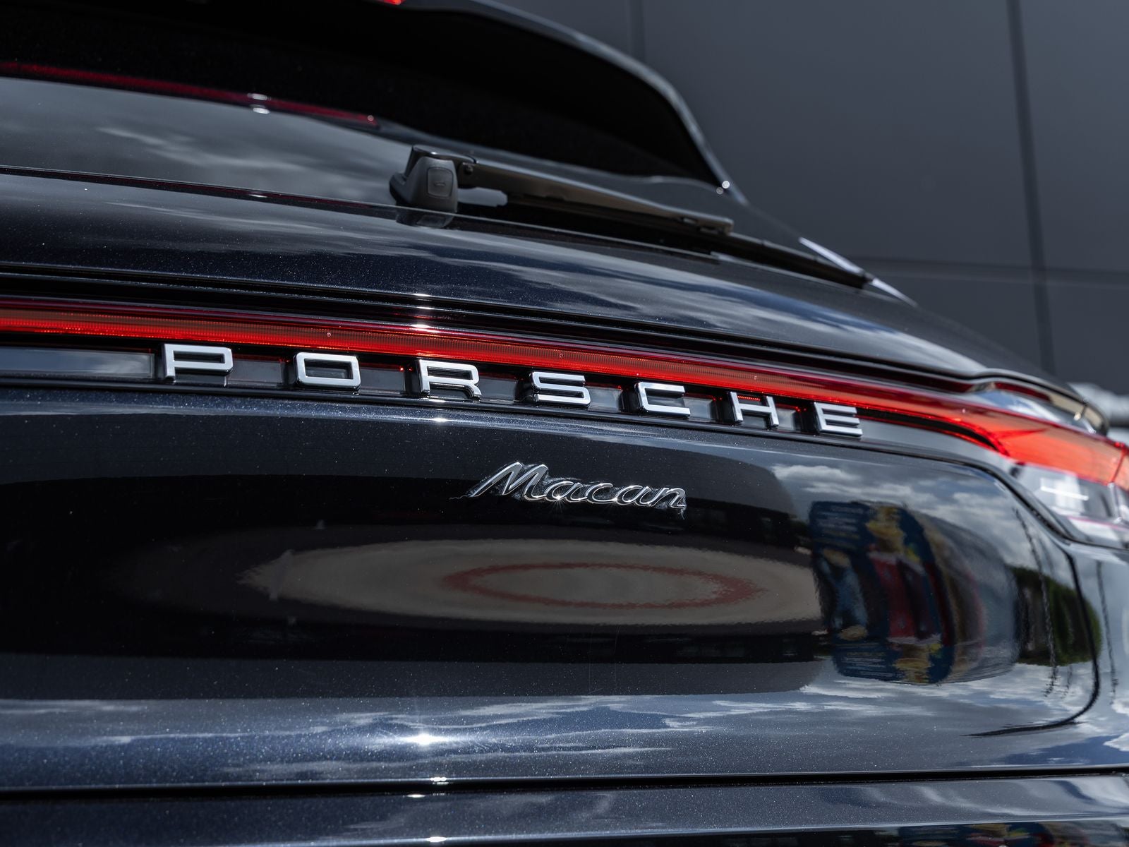 2026 Porsche Macan Macan