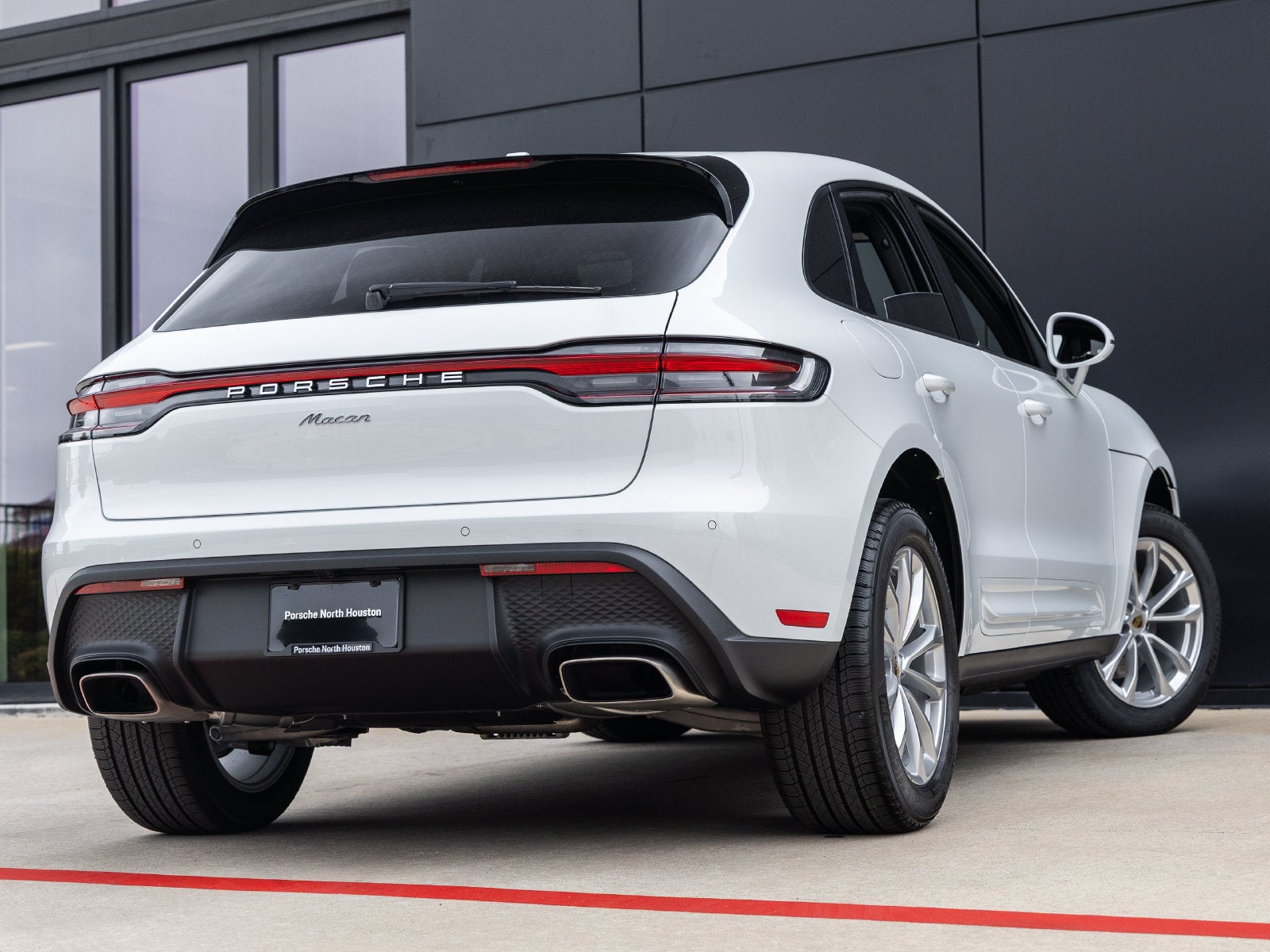 2026 Porsche Macan Macan