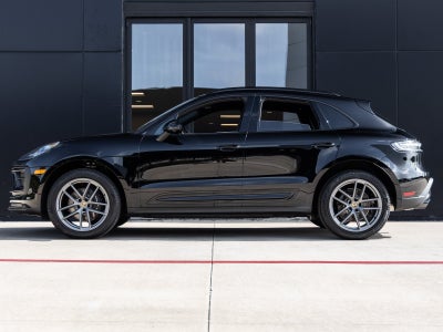 2025 Porsche Macan Macan