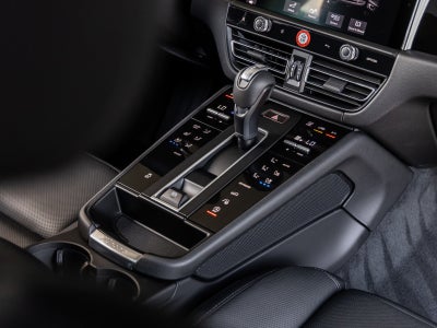 2025 Porsche Macan Macan