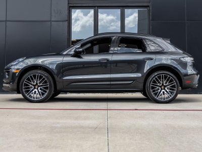2026 Porsche Macan Macan