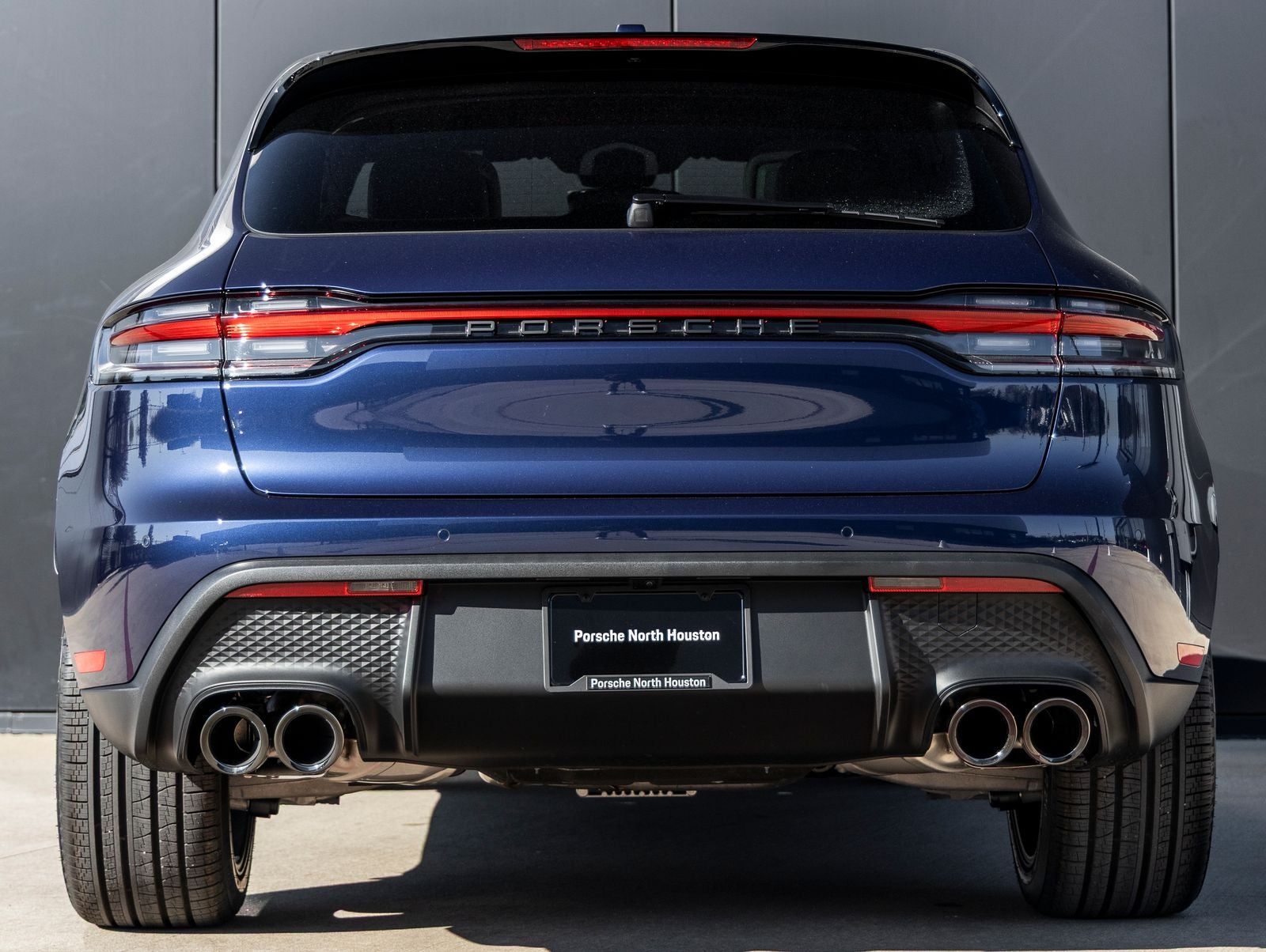 2026 Porsche Macan Base