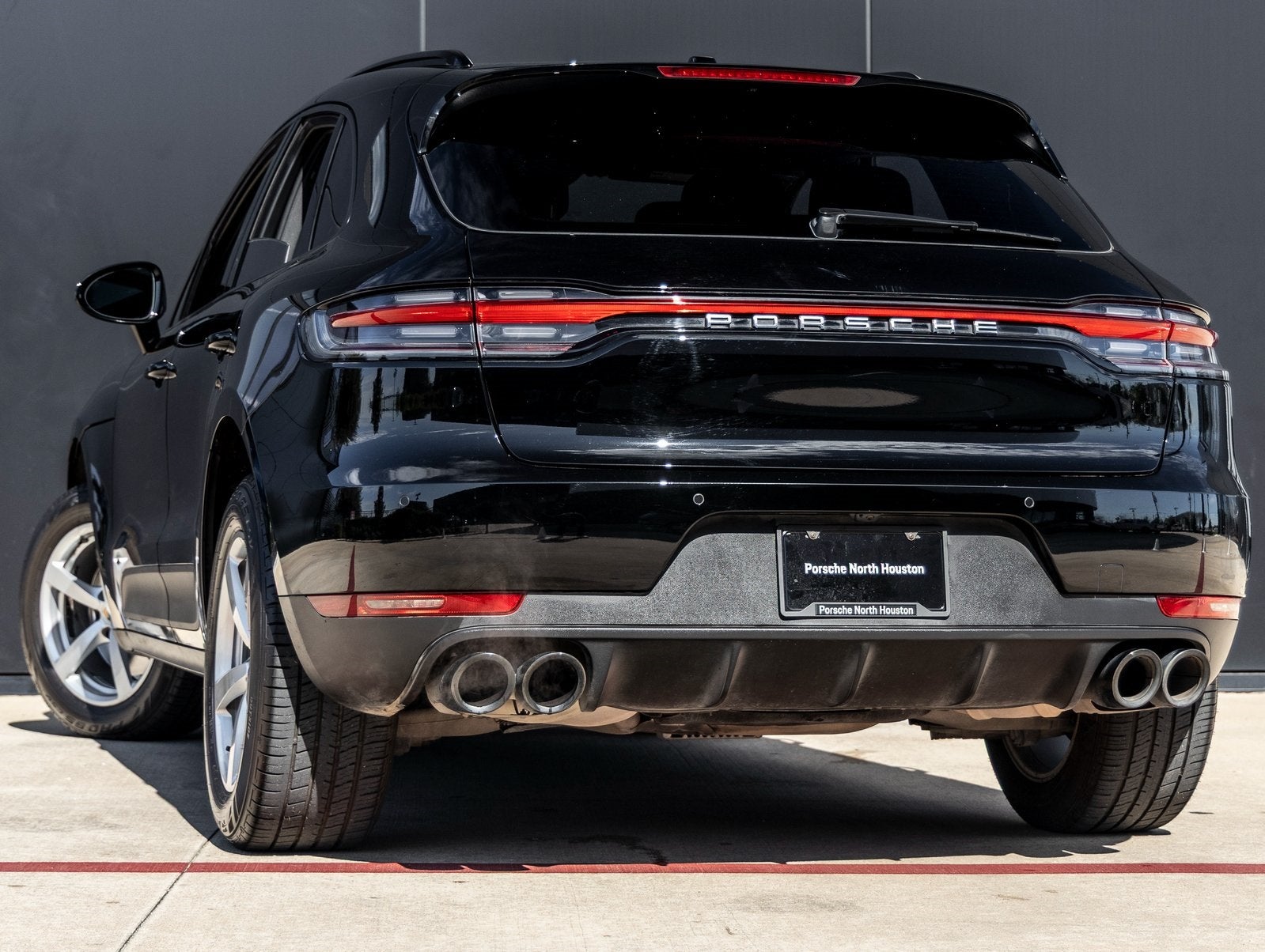 2021 Porsche Macan Macan