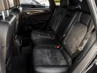 2021 Porsche Macan Macan