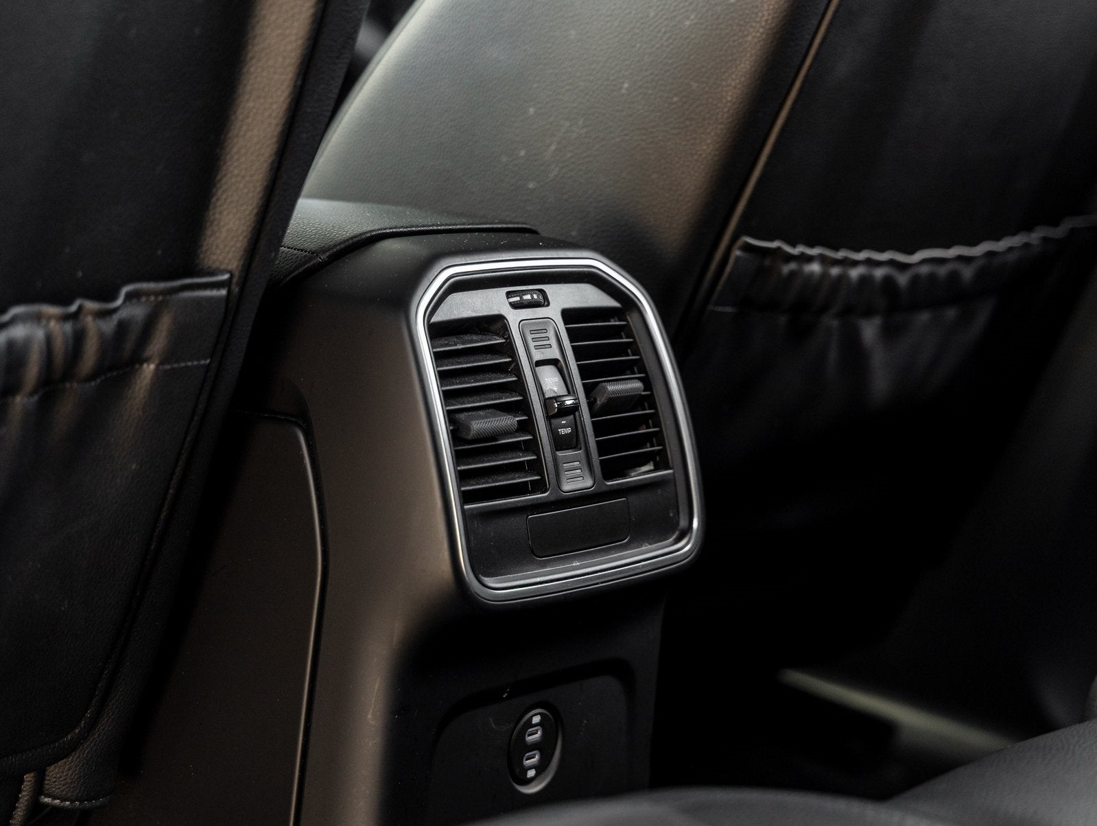 2021 Porsche Macan Macan