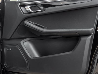 2021 Porsche Macan Macan