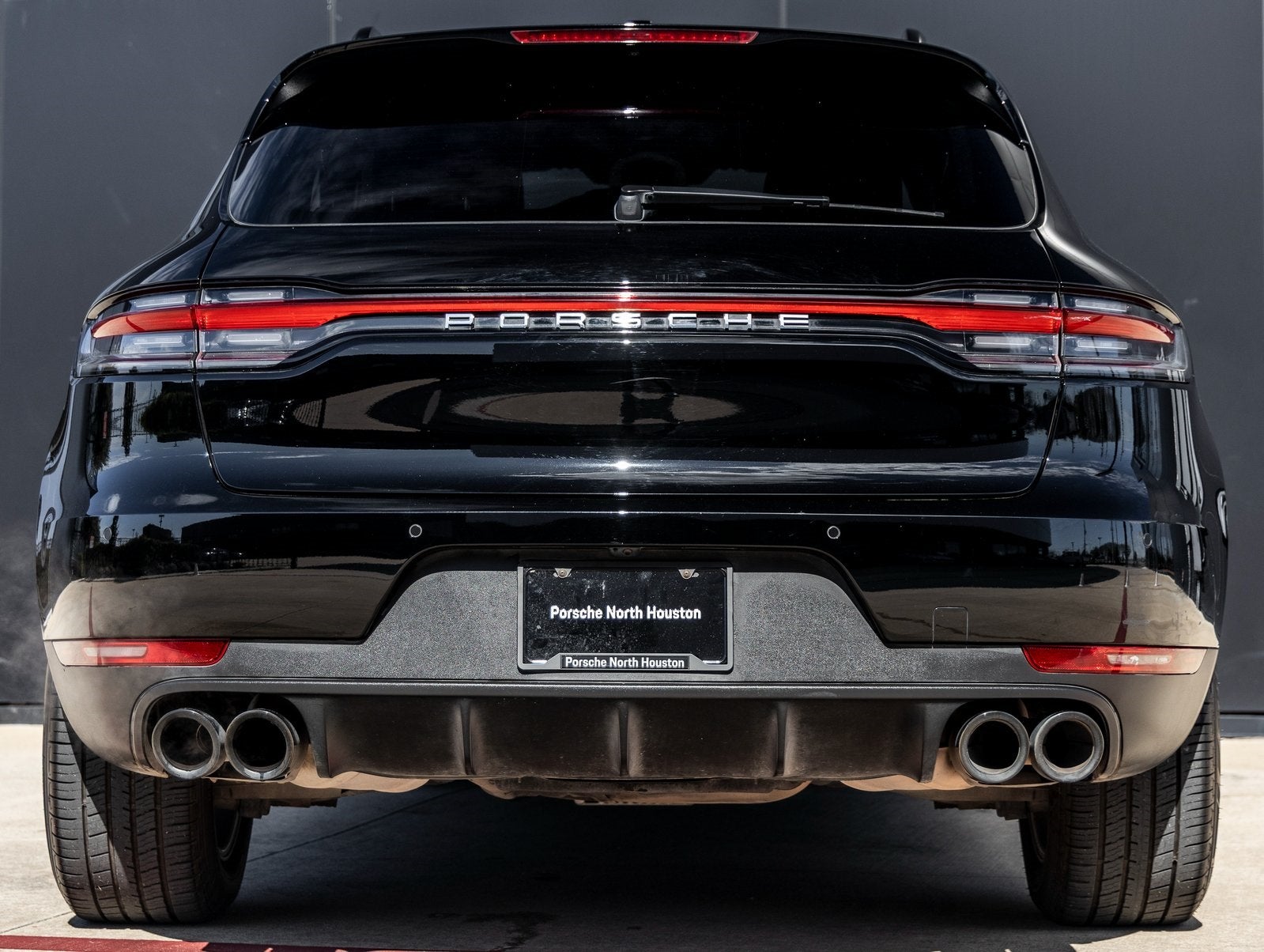 2021 Porsche Macan Macan