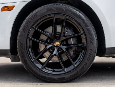 2023 Porsche Macan Macan (MY23)