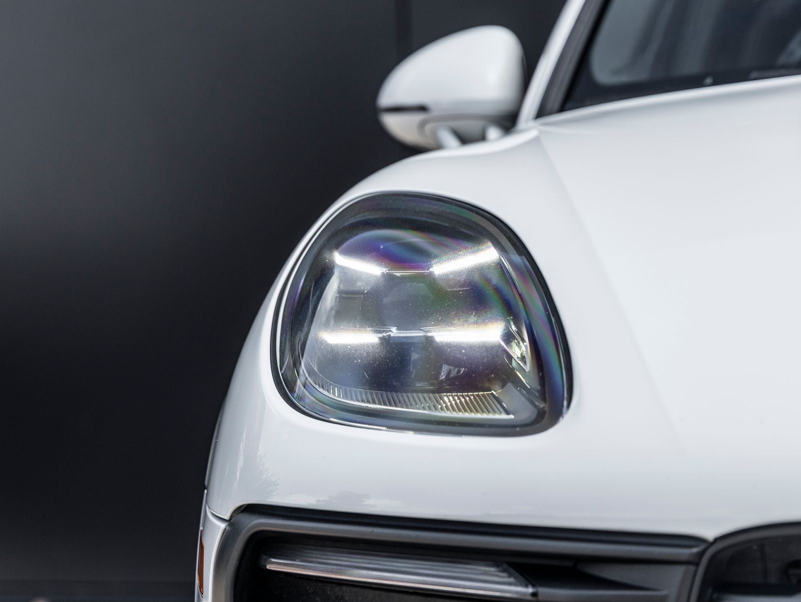 2023 Porsche Macan Macan (MY23)