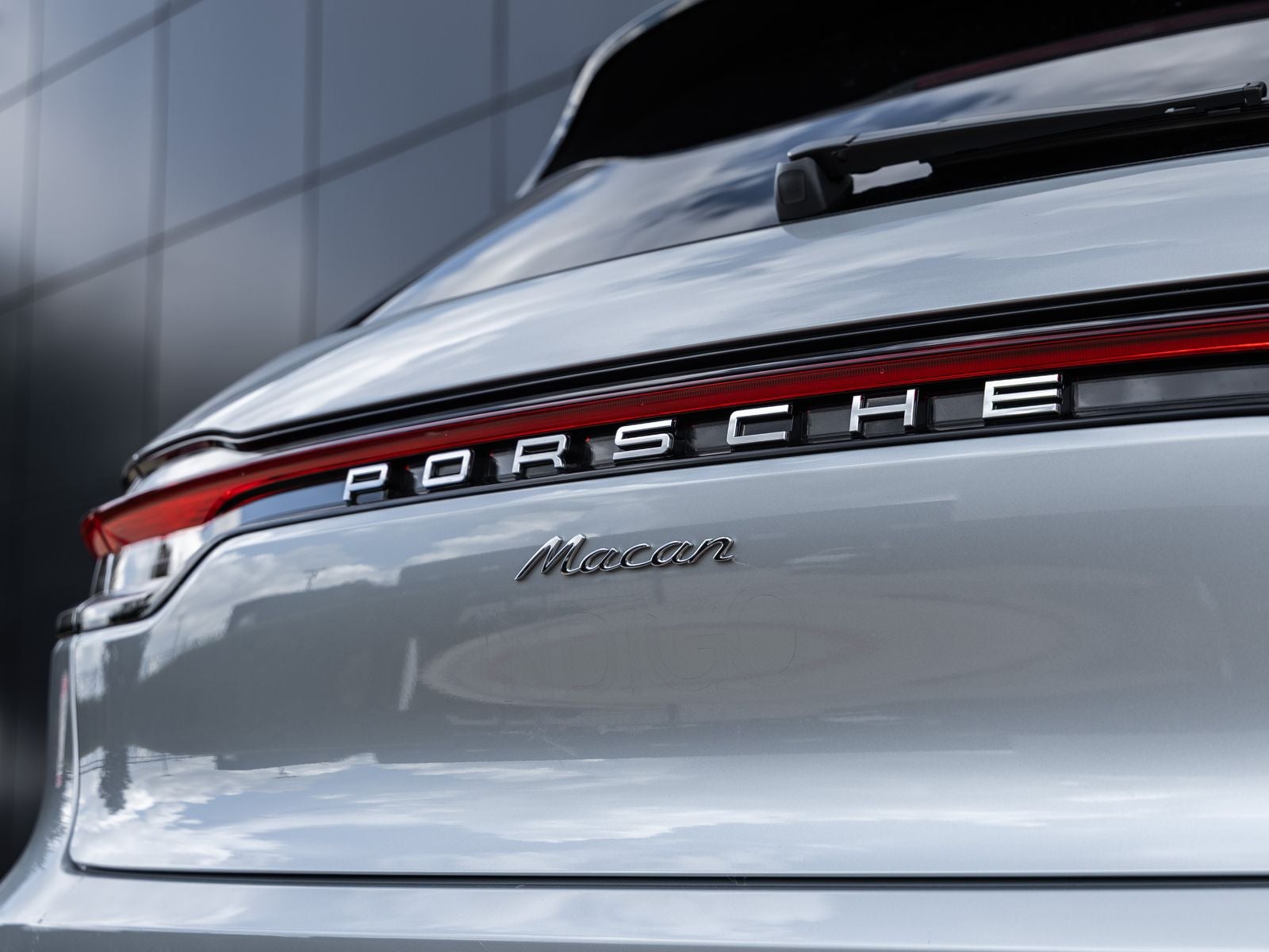 2026 Porsche Macan Macan