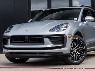 2026 Porsche Macan Macan