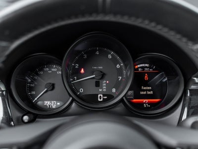 2023 Porsche Macan Macan (MY23)