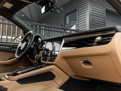 2024 Porsche Macan AWD