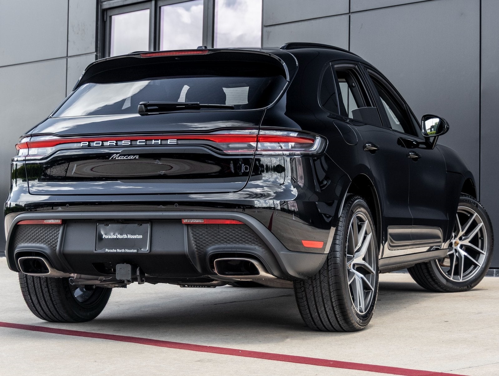 2025 Porsche Macan Macan