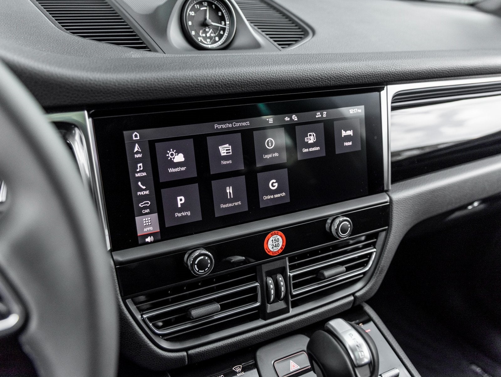 2025 Porsche Macan Macan