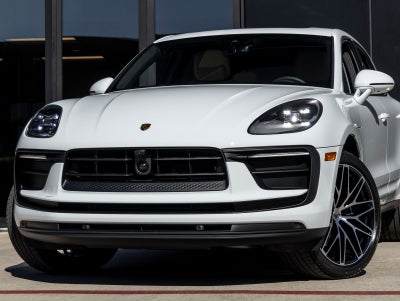 2026 Porsche Macan Macan