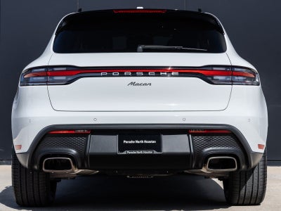 2026 Porsche Macan AWD
