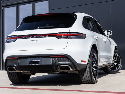 2026 Porsche Macan AWD