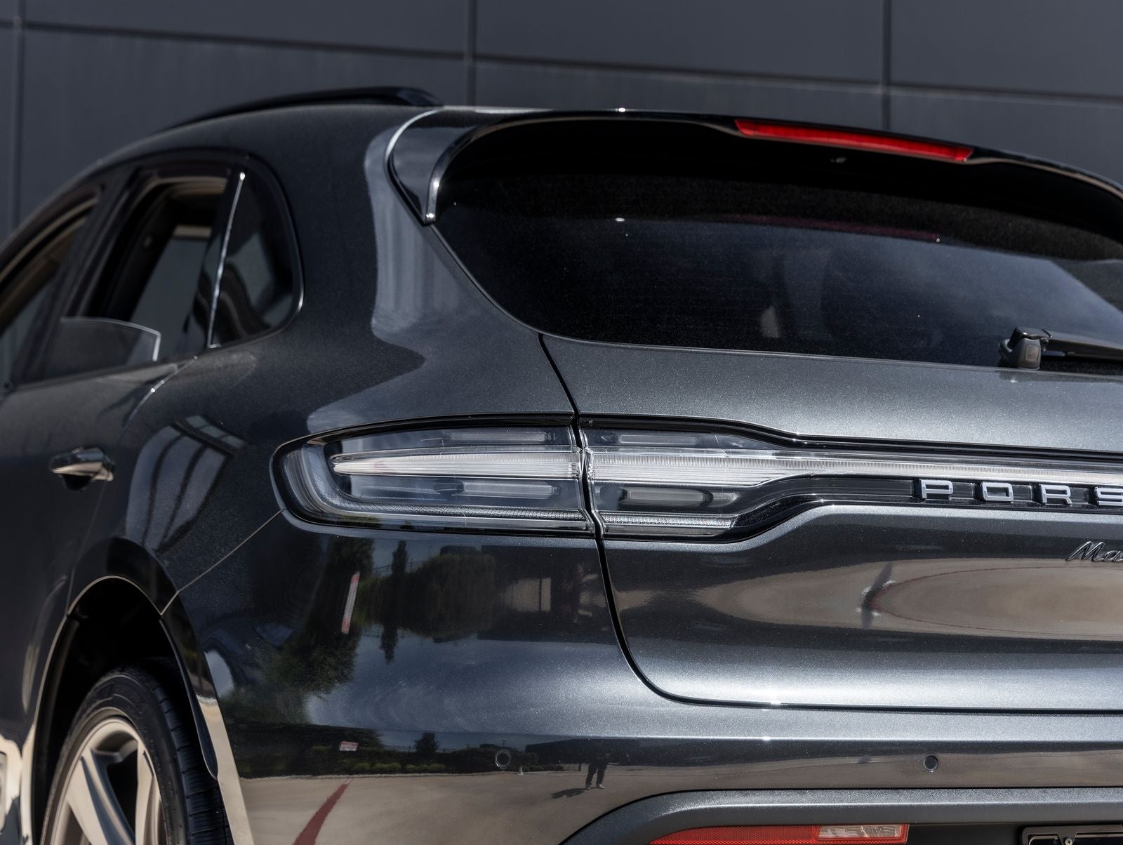 2022 Porsche Macan AWD