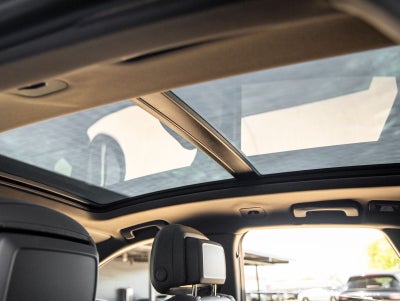 2022 Porsche Macan AWD